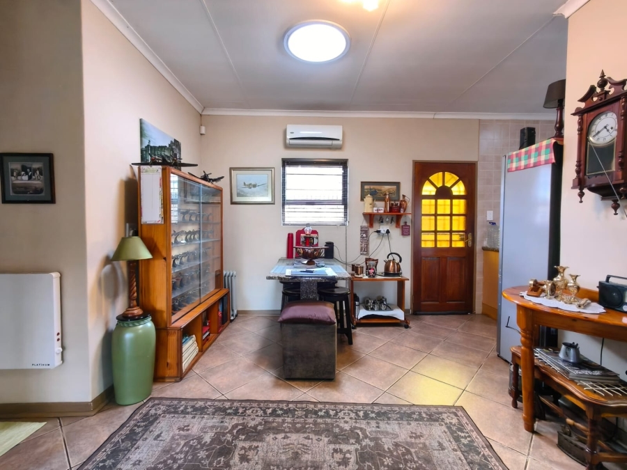 2 Bedroom Property for Sale in Potchefstroom North West